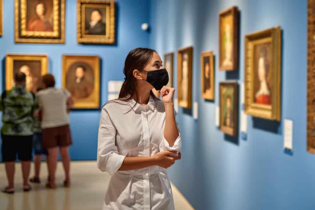 Business as Un-Usual How Museums are Using Signage for Their Safe Reopenings